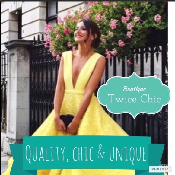 💙ITS HERE!!💙🆕PLUS Brea Black&White Romper NWT💙 - Picture 6 of 8